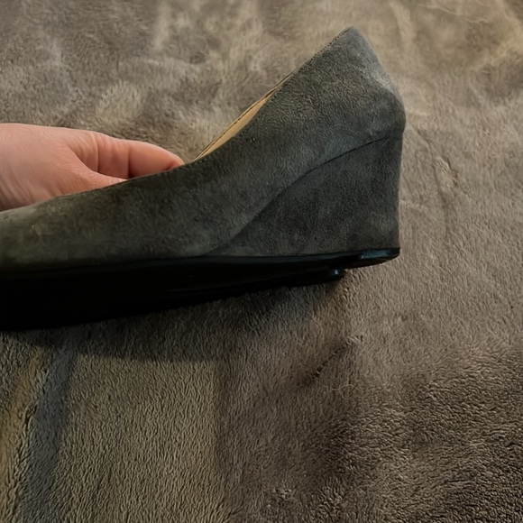 Suede - Picture 2 of 3